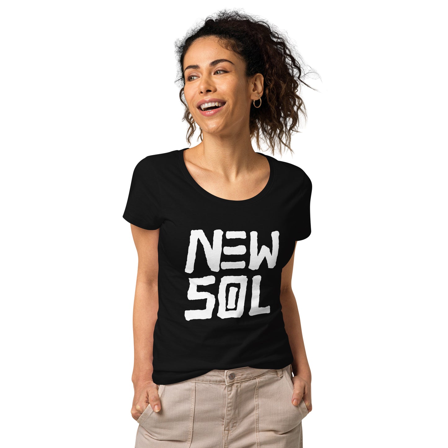 Women’s basic organic t-shirt