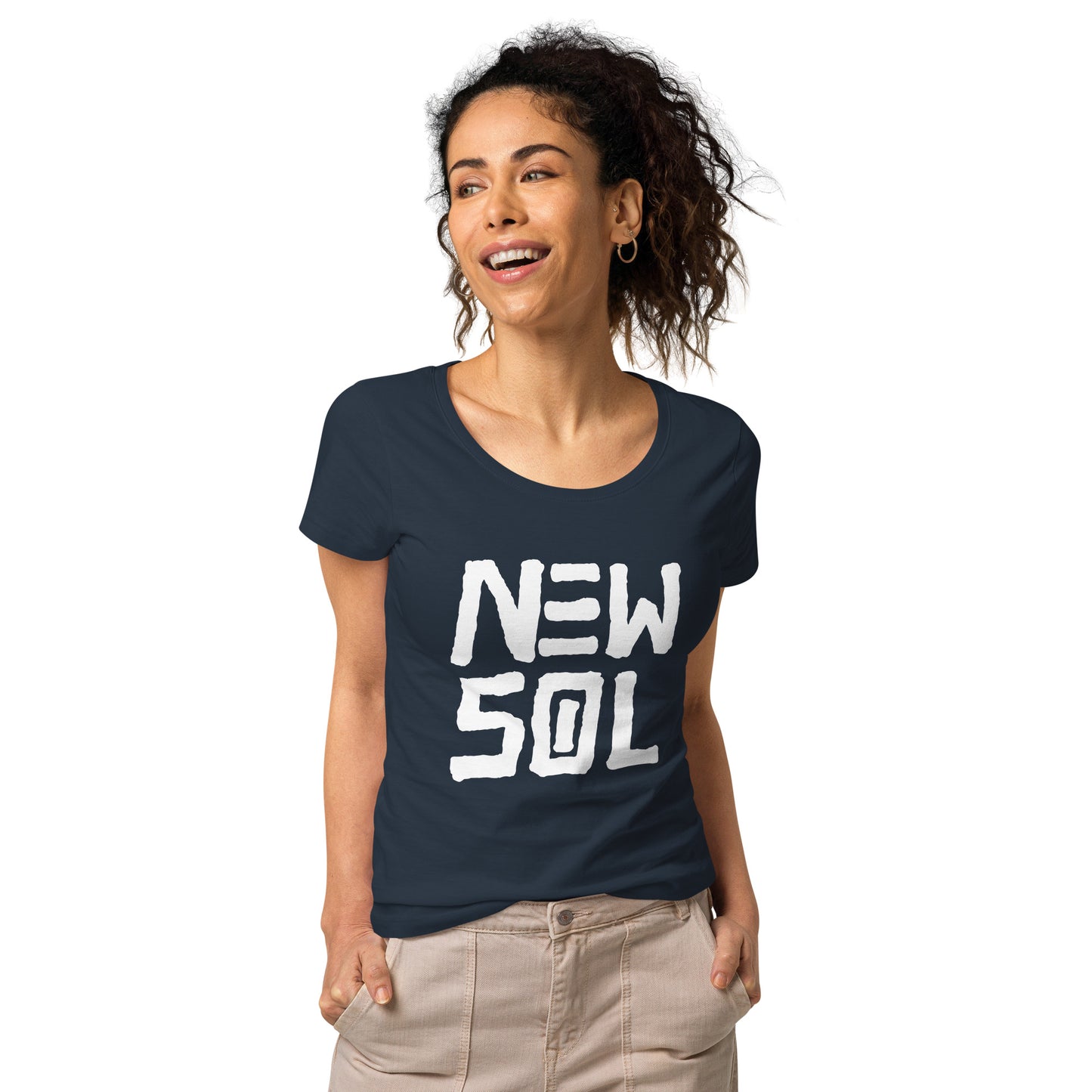 Women’s basic organic t-shirt
