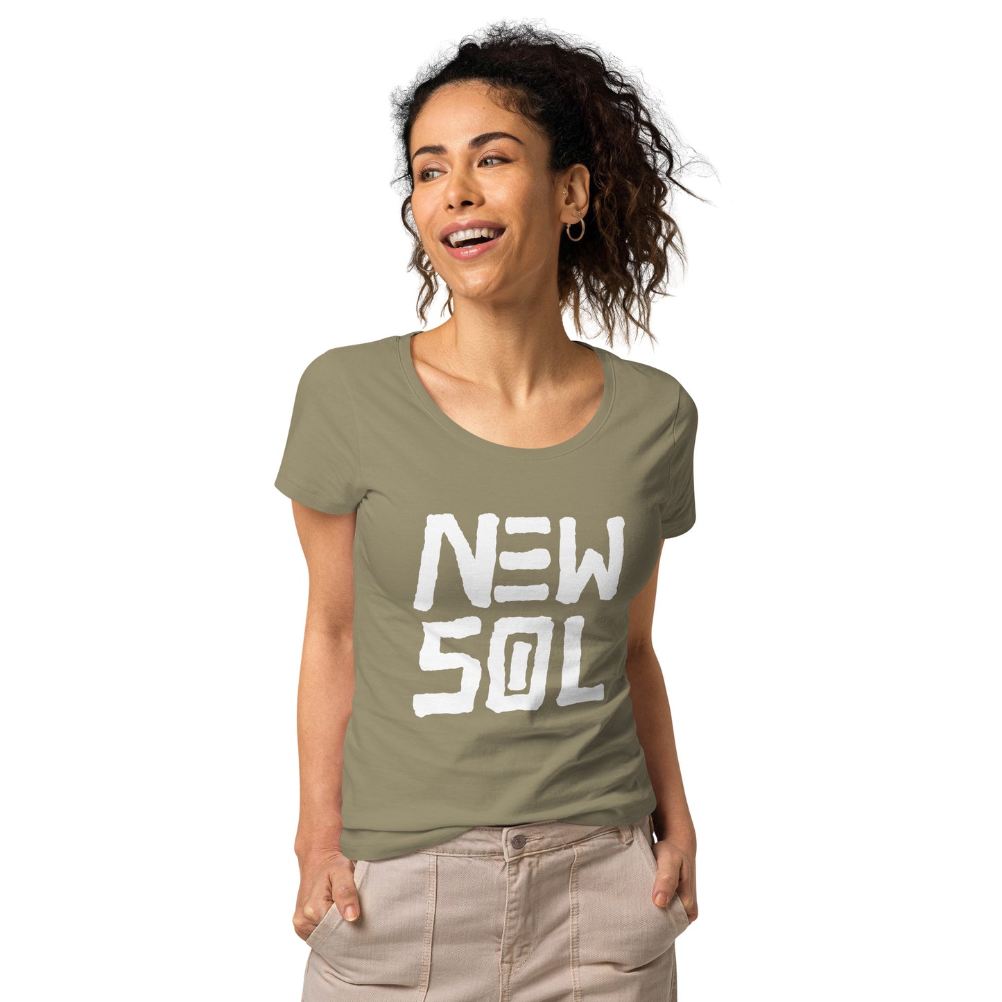 Women’s basic organic t-shirt